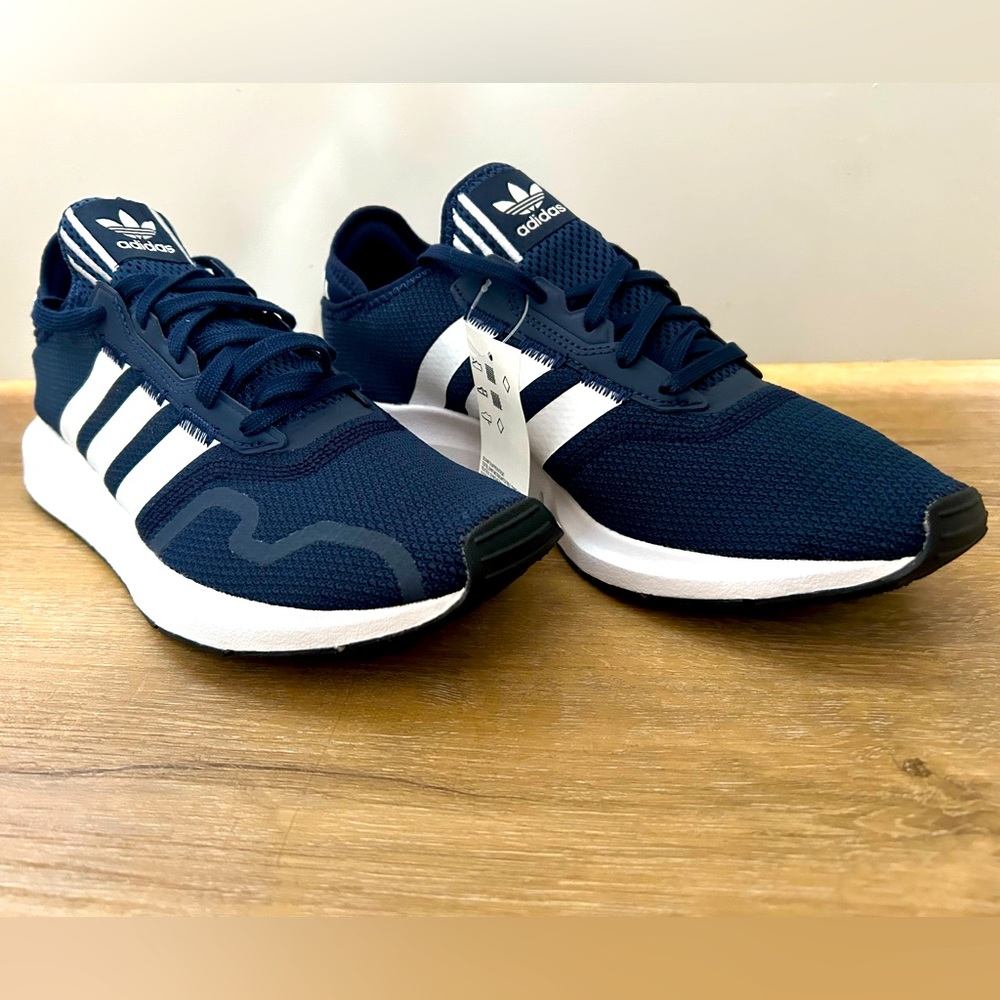 NWT Adidas Men’s Swift Run X Navy 10.5